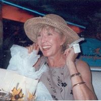 Jean Stapleton Photo 18