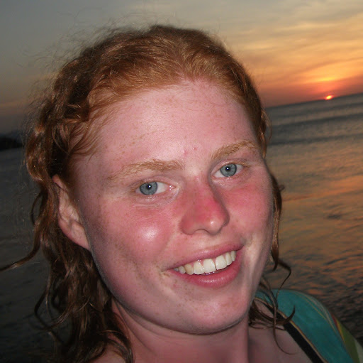 Louise Simpson Photo 18