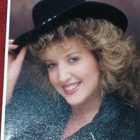 Brenda May Photo 24
