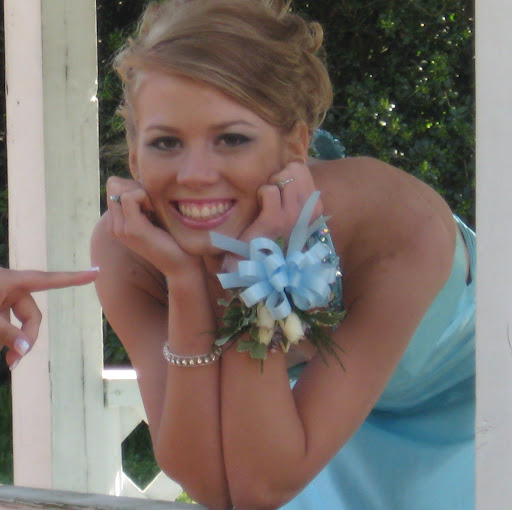 Crystal Clayton Photo 37