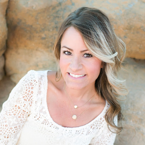 Lindsay Schmidt Photo 28