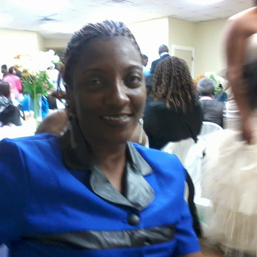 Gwendolyn Harris Photo 32