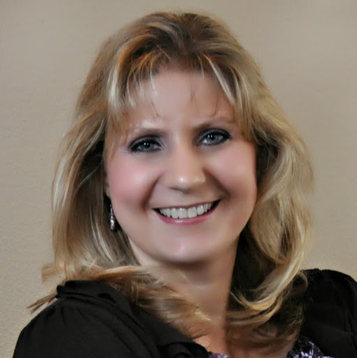 Traci Benjamin Photo 18