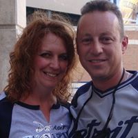 Michelle Dyer Photo 21