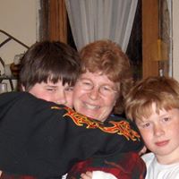 Sally Lowe Photo 25