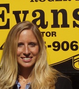 Jennifer Evans Photo 15