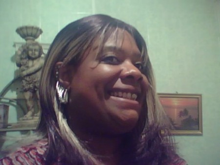 Latonya Moore Photo 21