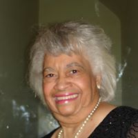 Gloria Harvey Photo 9
