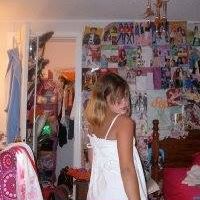 Sara Ashley Photo 19