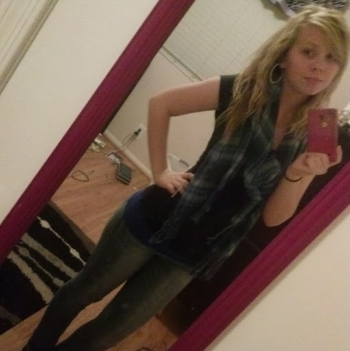 Bailey Nichols Photo 9