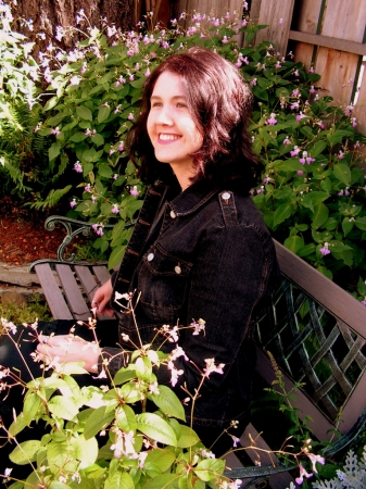 Julie Michael Photo 31