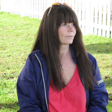 Joan Richards Photo 3