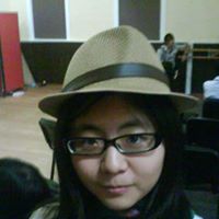 Julie Wang Photo 25