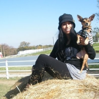 Heather Leal Photo 24