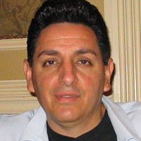 Alexander Acuna Photo 4