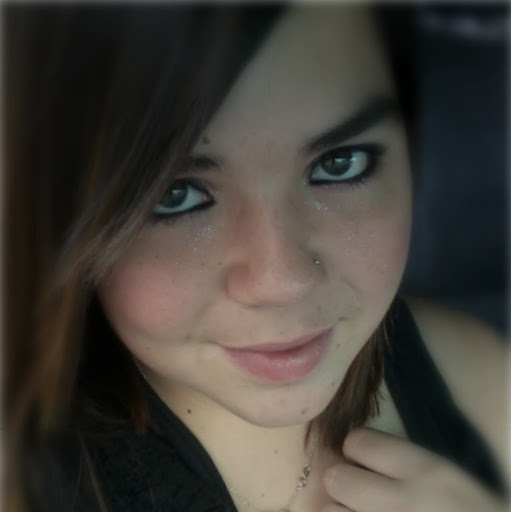 Amy Fox Photo 13