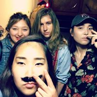 Angela Yoo Photo 27