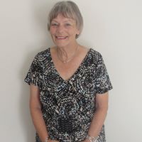 Louise Armstrong Photo 8