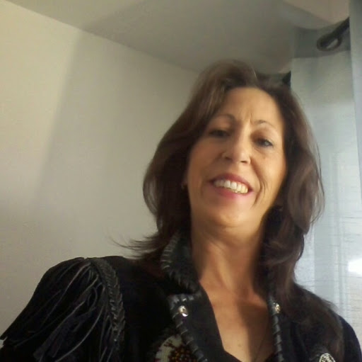 Roxanne Taylor Photo 8