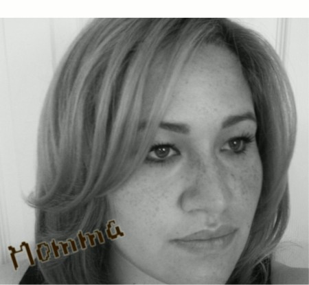 Melissa Gomez Photo 20