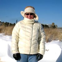 Elizabeth Dolan Photo 29