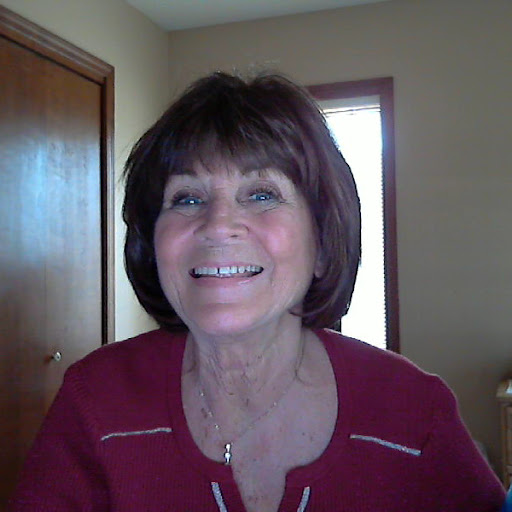Carolyn Cobb Photo 1