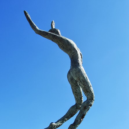 Linda Davies Photo 15