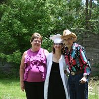 Linda Hedrick Photo 17