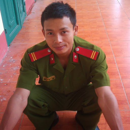 Canh Nguyen Photo 15