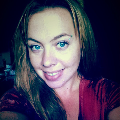 Sara Foreman Photo 34
