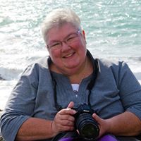 Theresa Daniel Photo 31