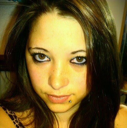 Samantha Daly Photo 29