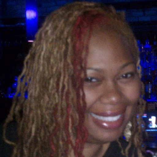 Lisa Richardson Photo 23