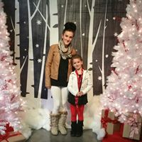 Haley Howell Photo 7