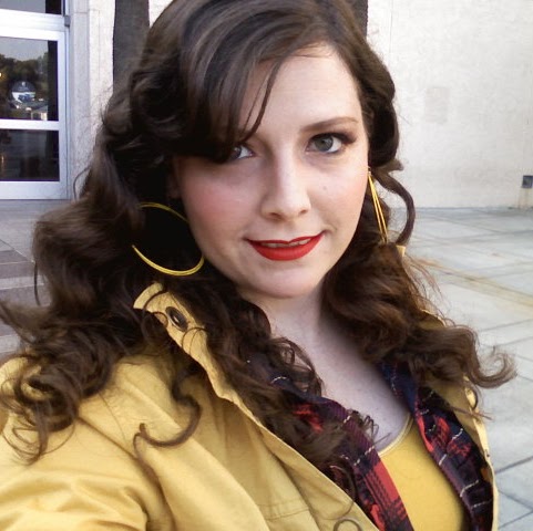 Amy Dickinson Photo 30