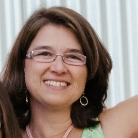 Annie Webb Photo 9