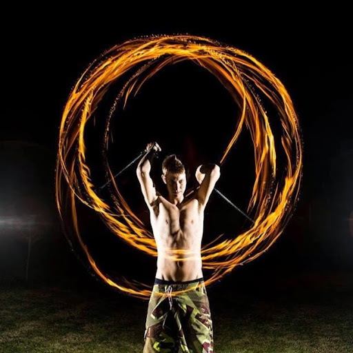 Alexander Searle Photo 3