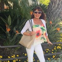 Lori Owens Photo 35