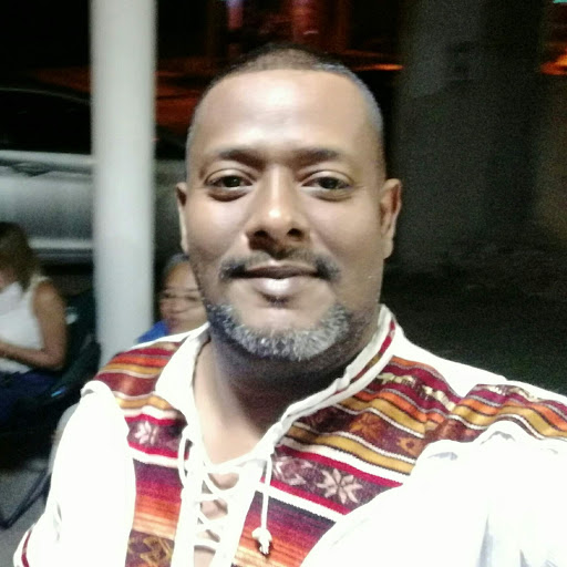 Rogelio Rodriguez Photo 14