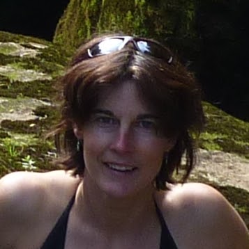 Heather Rhodes Photo 41