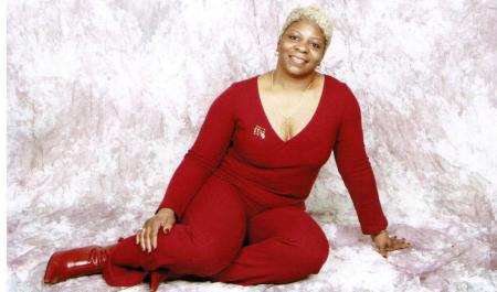 Gail Holmes Photo 10