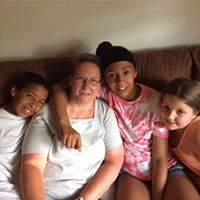 Regina Holmes Photo 28
