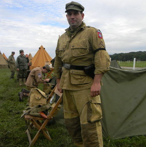 Paul Martineau Photo 44