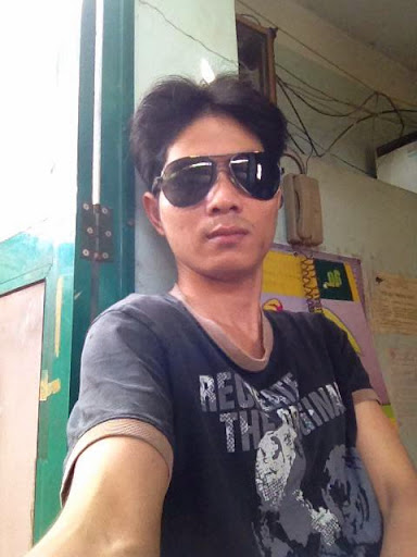 Hung Huynh Photo 16