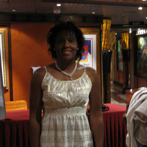 Angela Manning Photo 20