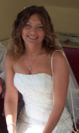 Lori Bentley Photo 23