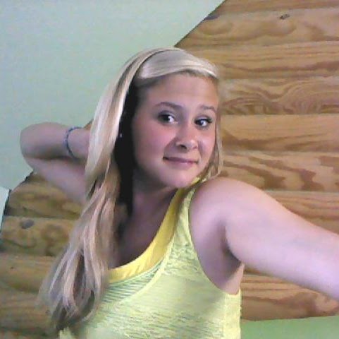 Addison Moore Photo 18