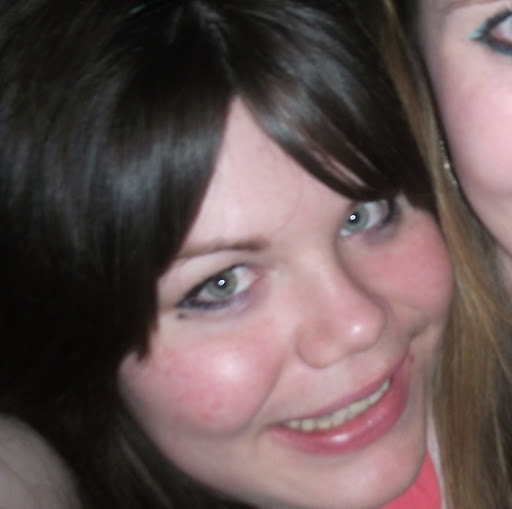 Jennifer Davies Photo 9