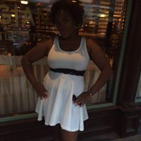 Dominique Wells Photo 17
