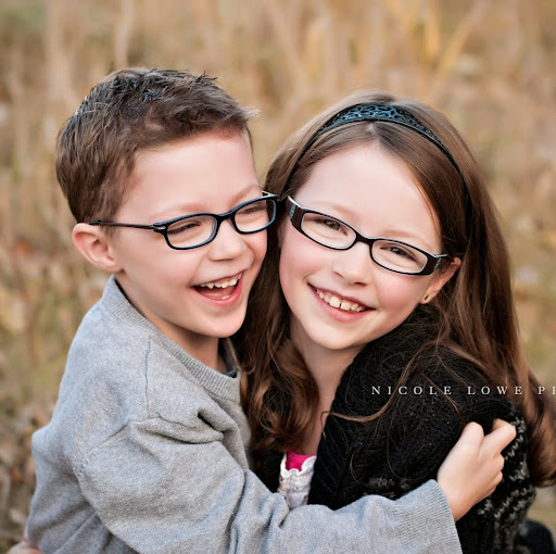 Nicole Lowe Photo 13
